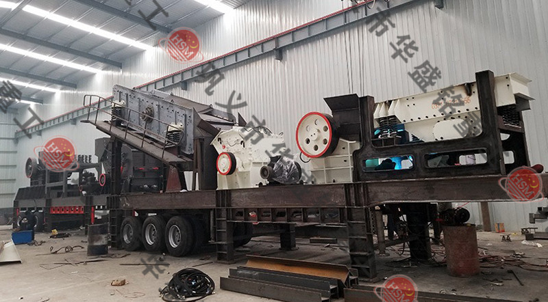 履帶式移動(dòng)制砂機(jī)